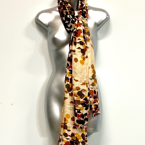 Jessica Simpson Large Scarf/Wrap/Tablerunner - Picture 2 of 8